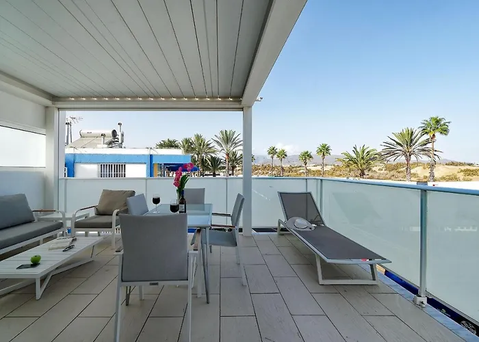 Maspalomas Point Aparthotel 4*